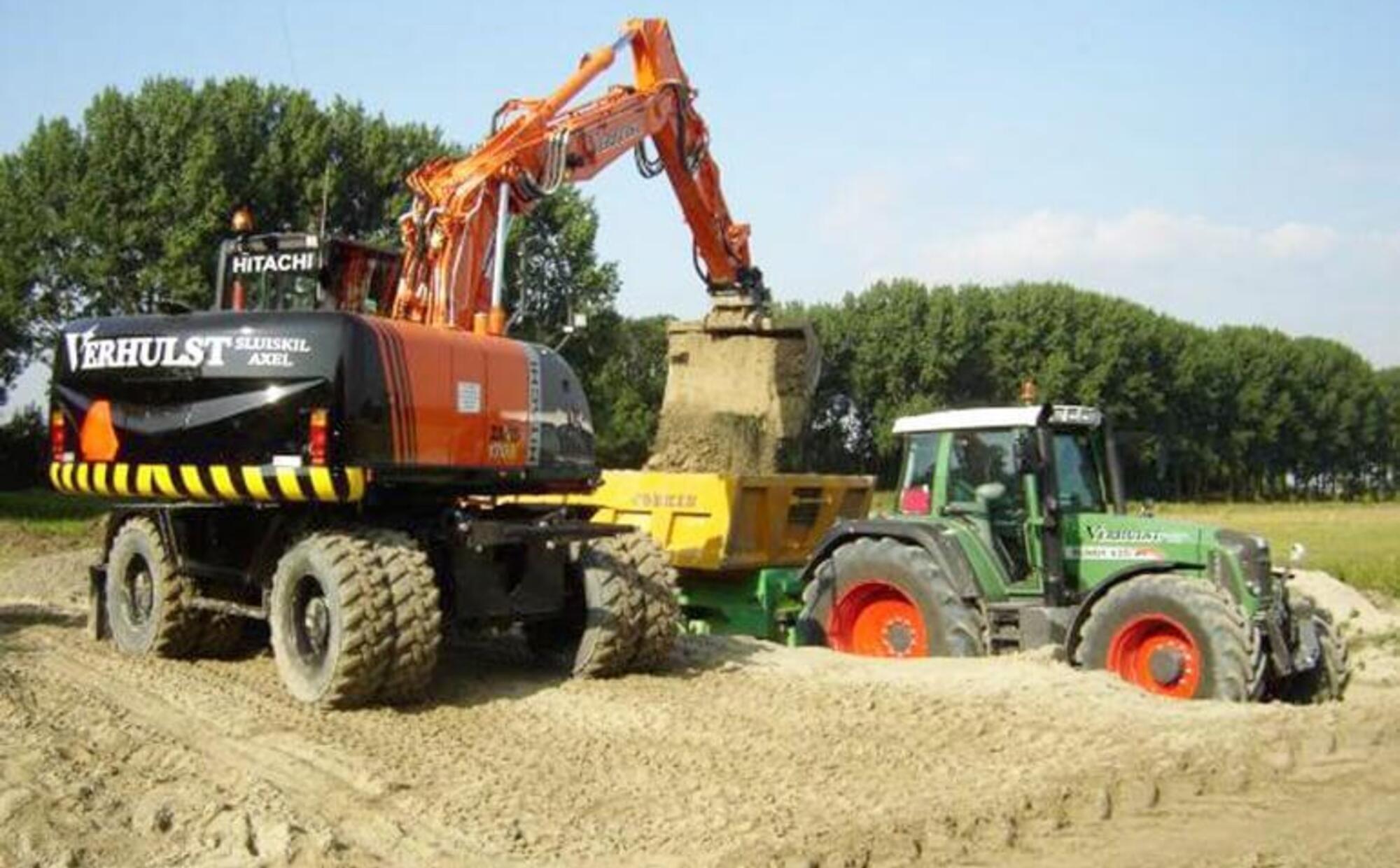 Аренда колесного экскаватора Hitachi ZX170W-3