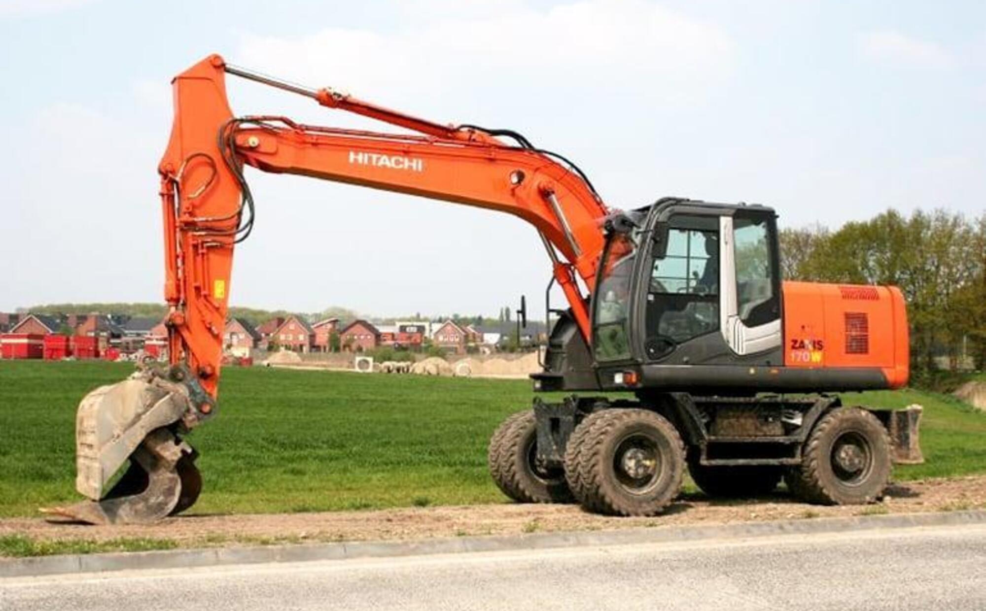 Аренда колесного экскаватора Hitachi ZX170W-3