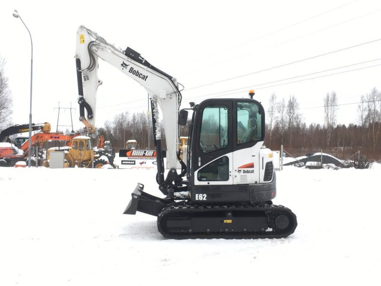 Аренда мини-экскаватора Bobcat E62