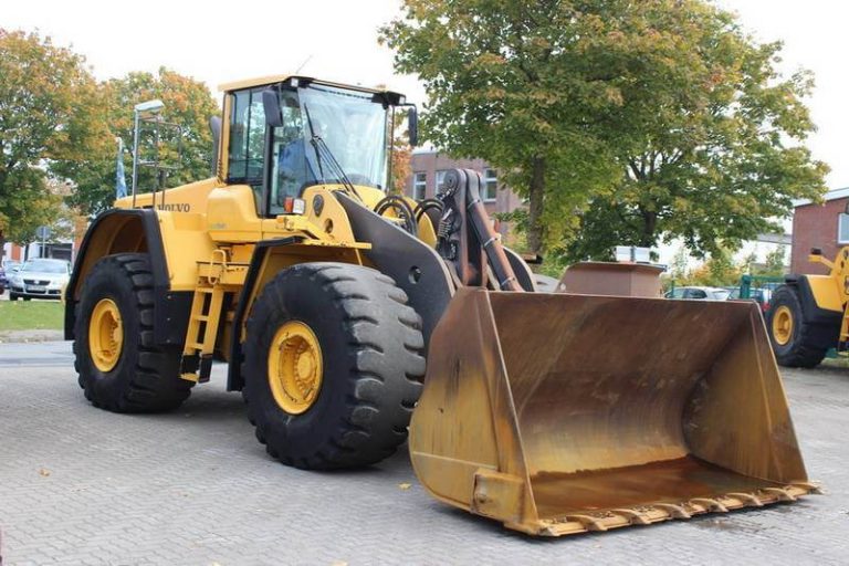 Аренда фронтального погрузчика Volvo L220F в Минске