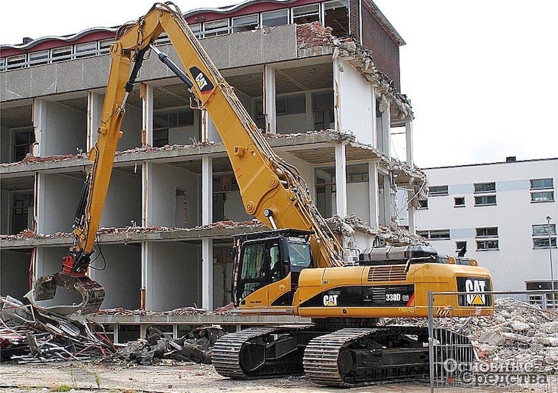 Аренда Caterpillar 330BL UHD с длинной стрелой
