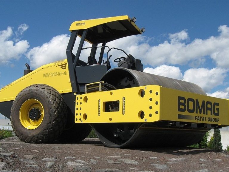 Аренда грунтового катка Bomag BW-216 D5