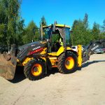 Аренда экскаватора-погрузчика Volvo BL71