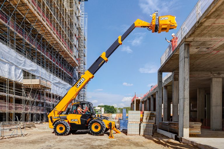 Аренда телескопического погрузчика JCB 540-170 — фото 4