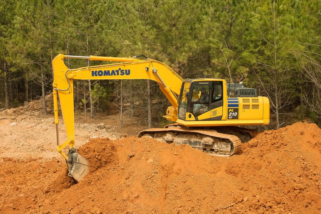 Аренда гусеничного экскаватора Komatsu PC210